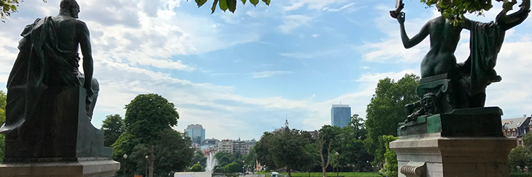 De square en square…